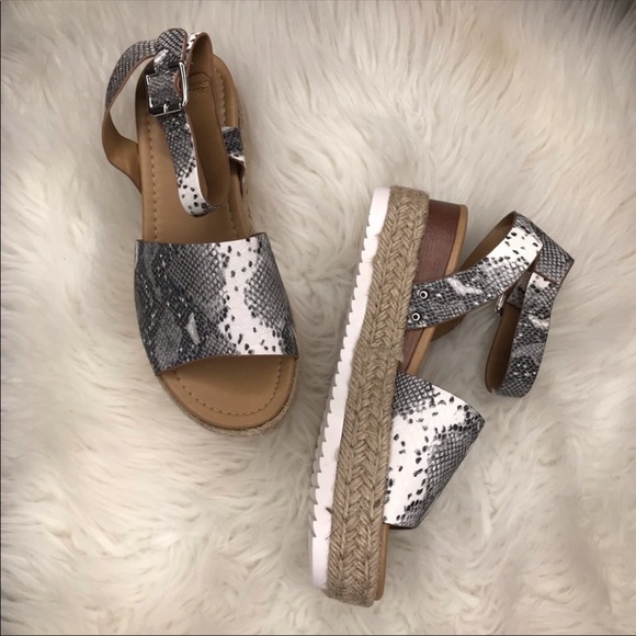 Esmeralda Snake Print Platform Espadrilles - Picture 2 of 8